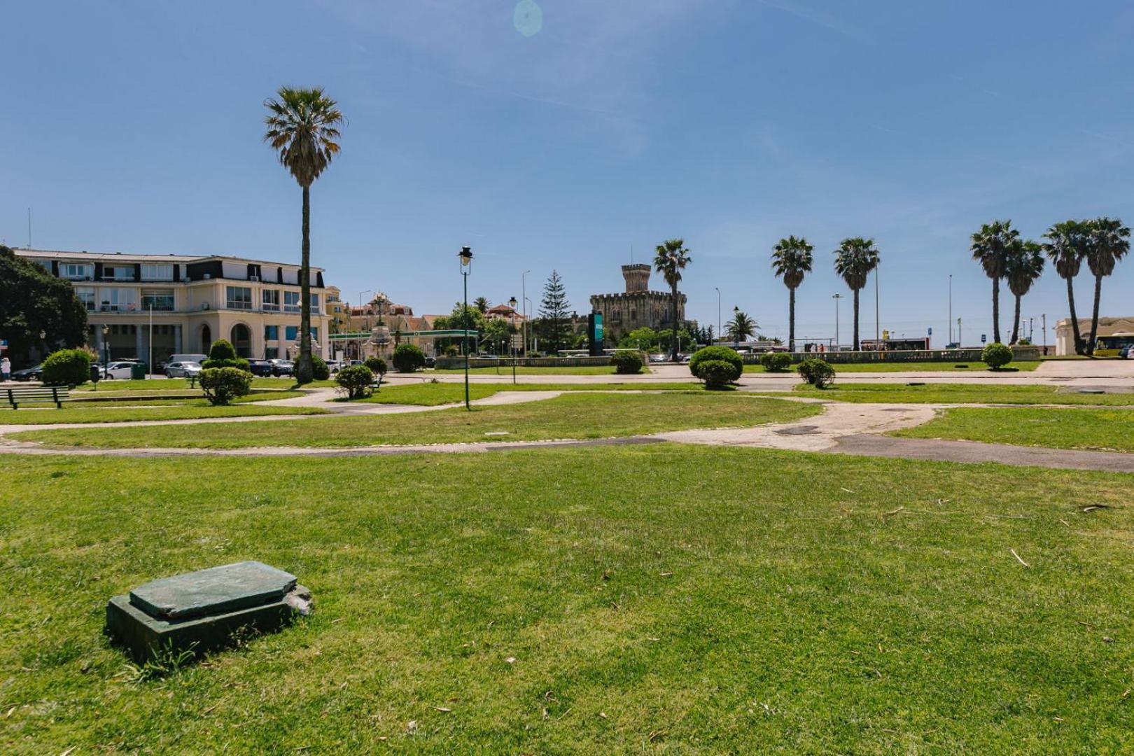Rent4Rest Estoril Beachfront Apartments Екстериор снимка